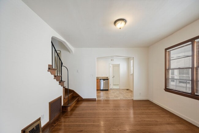 property at 2406-2408 Virginia St
