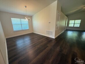 1873 Natures Way in Gulf Breeze, FL - Building Photo - Building Photo