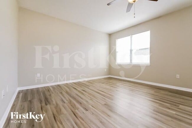 5212 Krenson Woods Way in Lakeland, FL - Building Photo - Building Photo