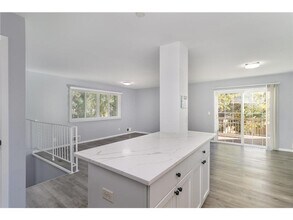 8403 Morgan Ln in Eden Prairie, MN - Building Photo - Building Photo