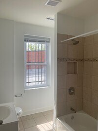 1847 Druid Hill Ave - 10