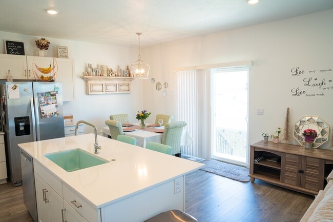 1216 S Raintree Ln in Santaquin, UT - Building Photo - Building Photo