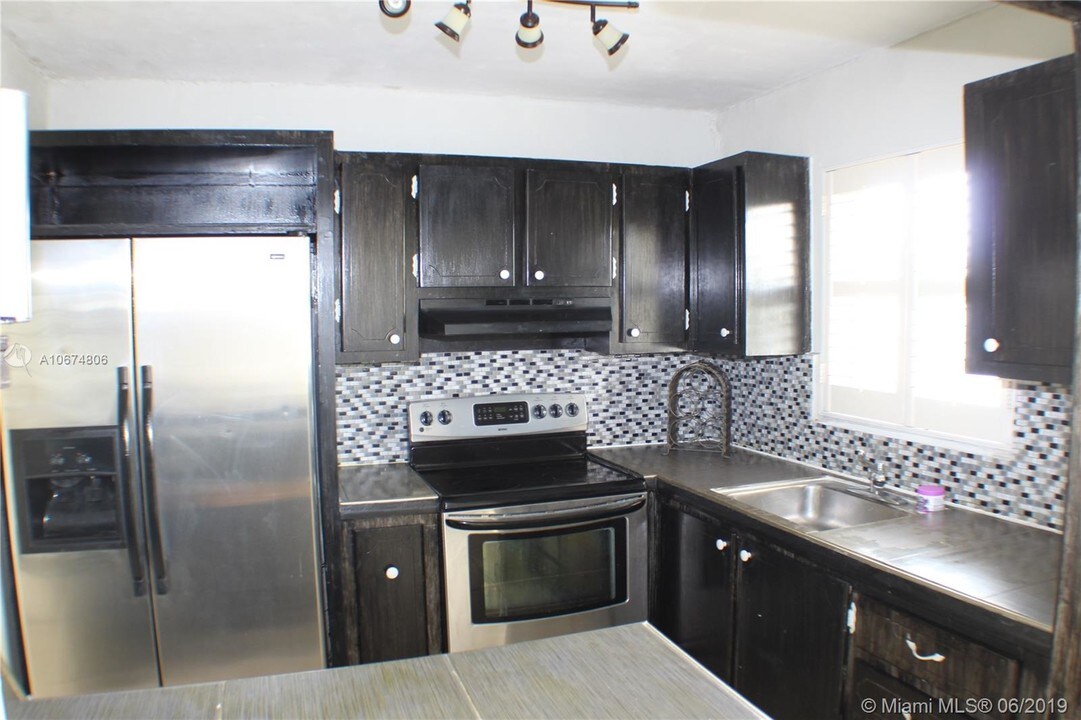 1498 Jefferson Ave in Miami Beach, FL - Building Photo