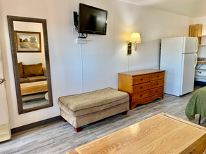 102 N Maple Ave in Rapid City, SD - Building Photo - Building Photo