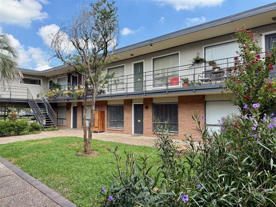 936 Heights Blvd in Houston, TX - Building Photo
