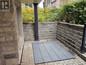 318 John St. in Markham, ON - Building Photo - Building Photo