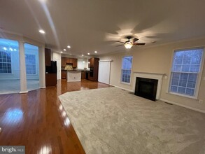 14913 Hopewells Landing Dr in Gainesville, VA - Building Photo - Building Photo