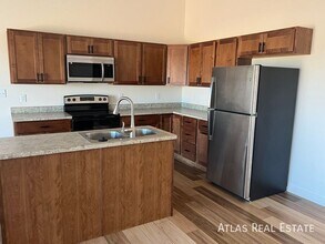 827 S Laurue Dr in Pueblo West, CO - Building Photo - Building Photo