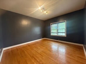 113 W McKee St in Greeneville, TN - Building Photo - Building Photo