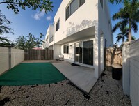 7210 NW 103rd Path-Unit -7210 in Doral, FL - Building Photo - Building Photo