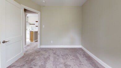 108 Chestnut Pkwy, Unit 108 C Chestnut Pkwy in Wallingford, PA - Foto de edificio - Building Photo