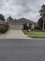 2006 Bayside Ave in Mount Dora, FL - Building Photo