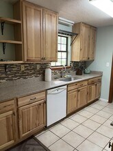 1784 Folkstone Rd in Tallahassee, FL - Building Photo - Building Photo