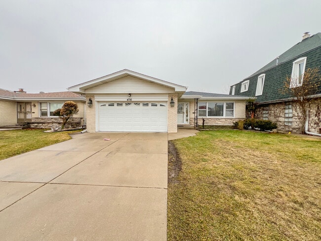 property at 4716 Thatcher Ave