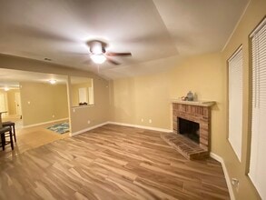 513 Paddle Dr in Crowley, TX - Building Photo - Building Photo