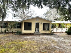 506 Le Conte St in Hinesville, GA - Building Photo