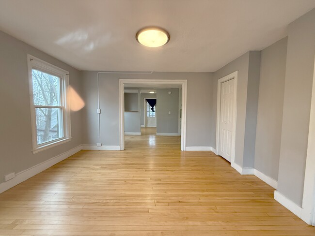10 Gilman St in Portland, ME - Foto de edificio - Building Photo