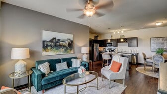 Springs At Hamburg in Lexington, KY - Building Photo