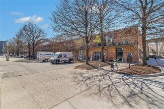 659 Auburn Ave NE in Atlanta, GA - Building Photo - Building Photo