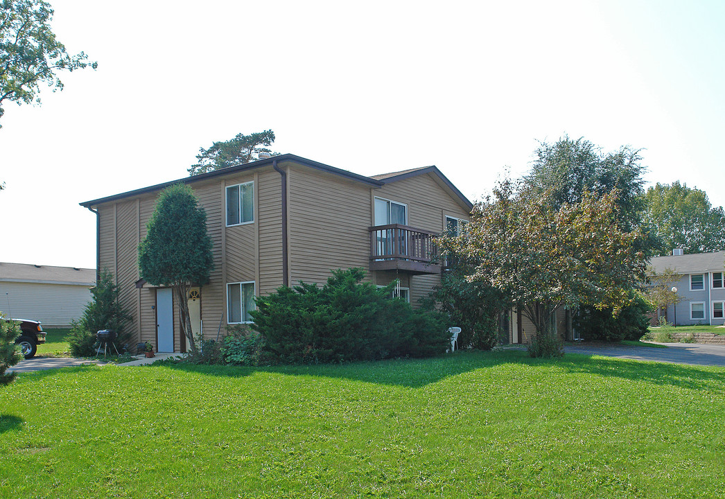 1440 Park Pl in Union Grove, WI - Building Photo