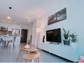 3107 Windsor Gate in Coquitlam, BC - Building Photo - Building Photo