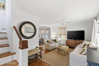 526 End Ave in Avon By The Sea, NJ - Building Photo - Building Photo
