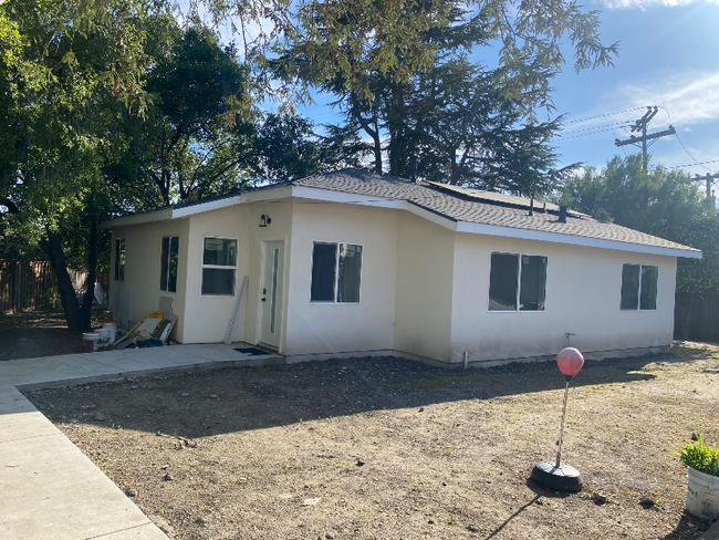 1521 Clayton Rd in San Jose, CA - Building Photo - Building Photo