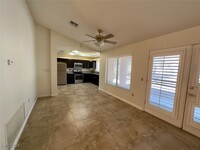 2519 Sungold Dr in Las Vegas, NV - Foto de edificio - Building Photo