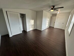 2245 Valley Dr in Apopka, FL - Building Photo - Building Photo