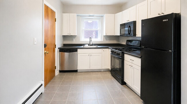 214 S Oak Park Ave in Oak Park, IL - Building Photo - Building Photo