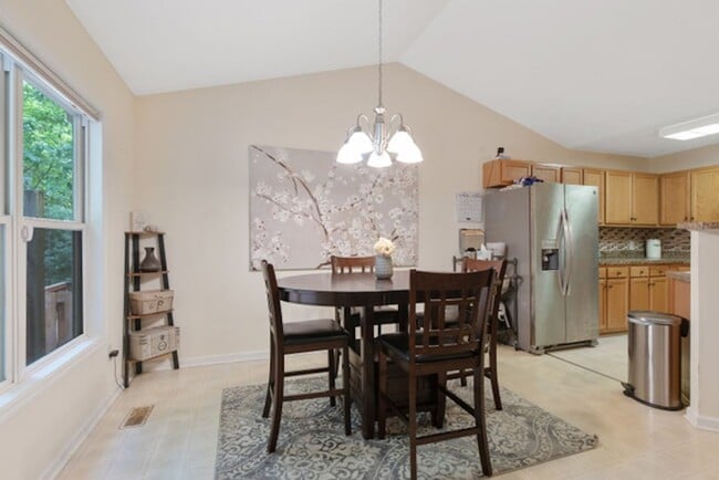 303 Harbor Trce in Sanford, NC - Building Photo - Building Photo