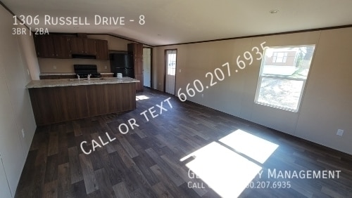 1306 Russell Dr in Weaver, AL - Building Photo - Building Photo