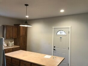 1413 N Broad St, Unit Lower in Mankato, MN - Foto de edificio - Building Photo