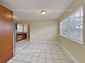 854 W Jasmine Dr in West Palm Beach, FL - Building Photo - Building Photo
