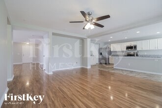 1344 Blackwater Pond Dr, Unit P-2104 in Orlando, FL - Building Photo - Building Photo