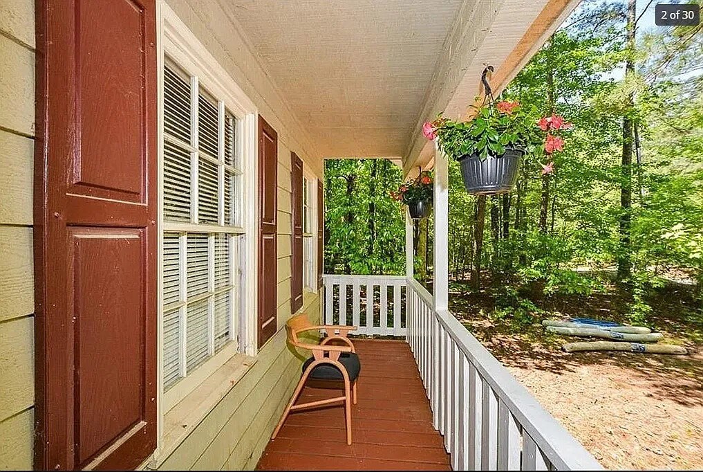 Room in House on Jacee Cir in Canton, GA - Building Photo