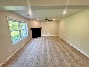 19488 Tamarack Point in Maple Grove, MN - Building Photo - Building Photo