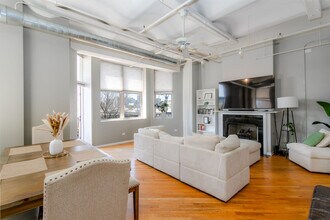 500 S Clinton St in Chicago, IL - Building Photo - Building Photo