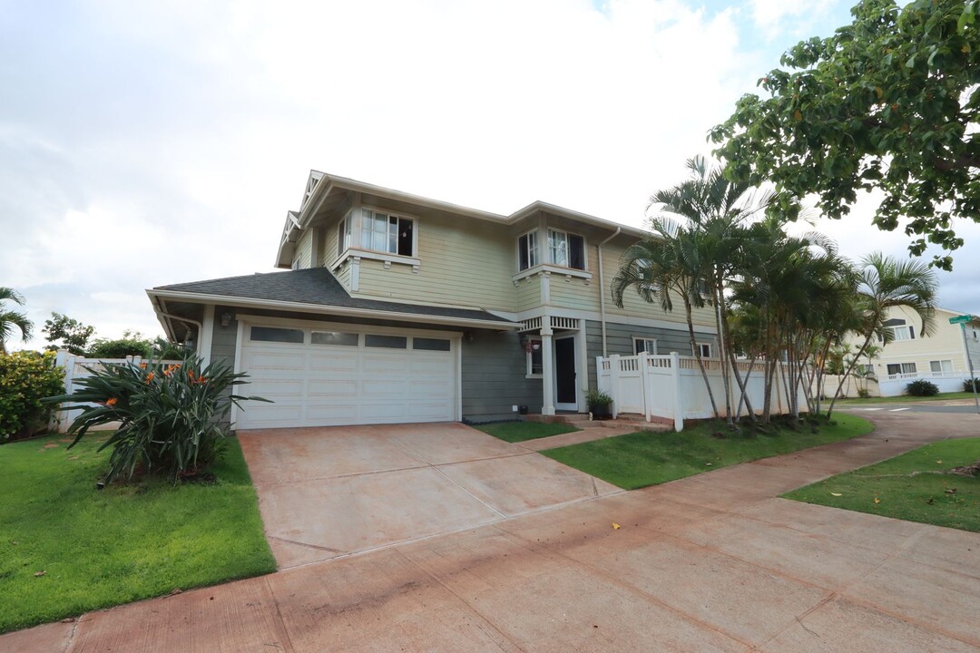 92-6054-6054 Nemo St in Kapolei, HI - Building Photo