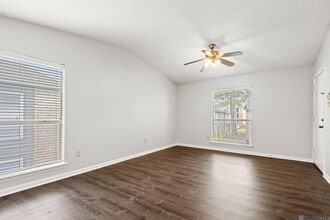 5137 Nicholson Dr in Baton Rouge, LA - Building Photo - Building Photo
