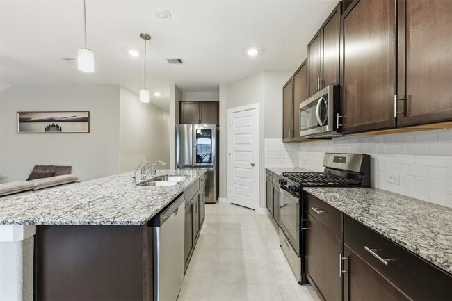 14139 Greystone Ter St