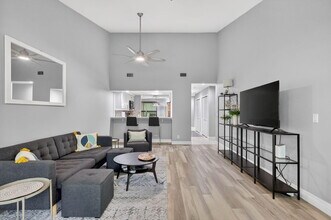 5230 SE Seascape Way in Stuart, FL - Building Photo - Building Photo