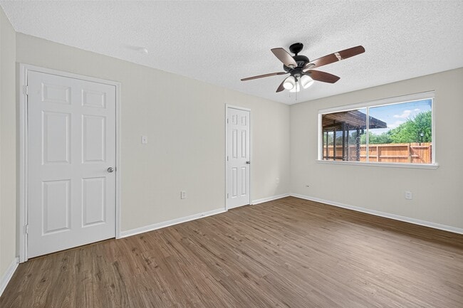 property at 2007 Whiteback Dr