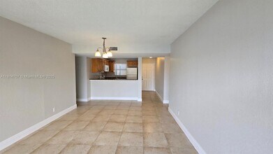 1540 Windorah Way in West Palm Beach, FL - Building Photo - Building Photo