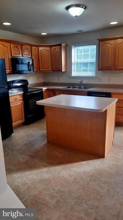 217 Antilles Court in Mechanicsburg, PA - Building Photo - Building Photo