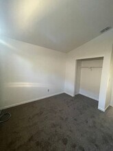 419 Woodcrest Dr in Vacaville, CA - Building Photo - Building Photo