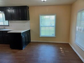 107 Brown St in Mansfield, TX - Building Photo - Building Photo