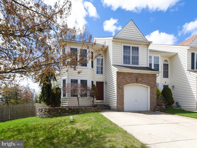 102 Marielle Ln in Norristown, PA - Building Photo - Building Photo