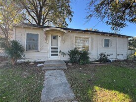 503 W Elm in Breckenridge, TX - Building Photo