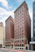 419 W 34th St in New York, NY - Building Photo - Building Photo